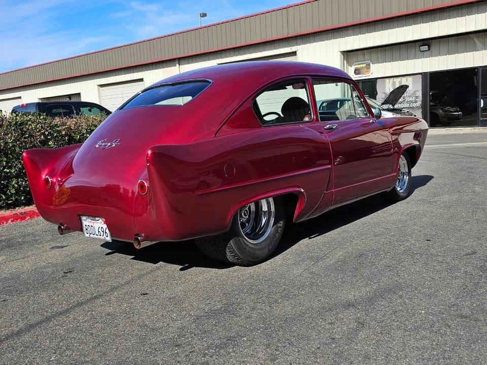 1951 Kaiser - Image 21 of 31