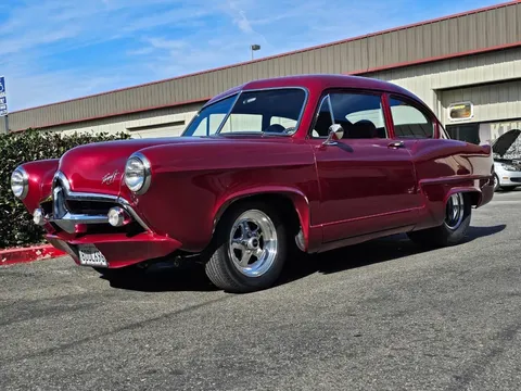 1951 Kaiser Henry J