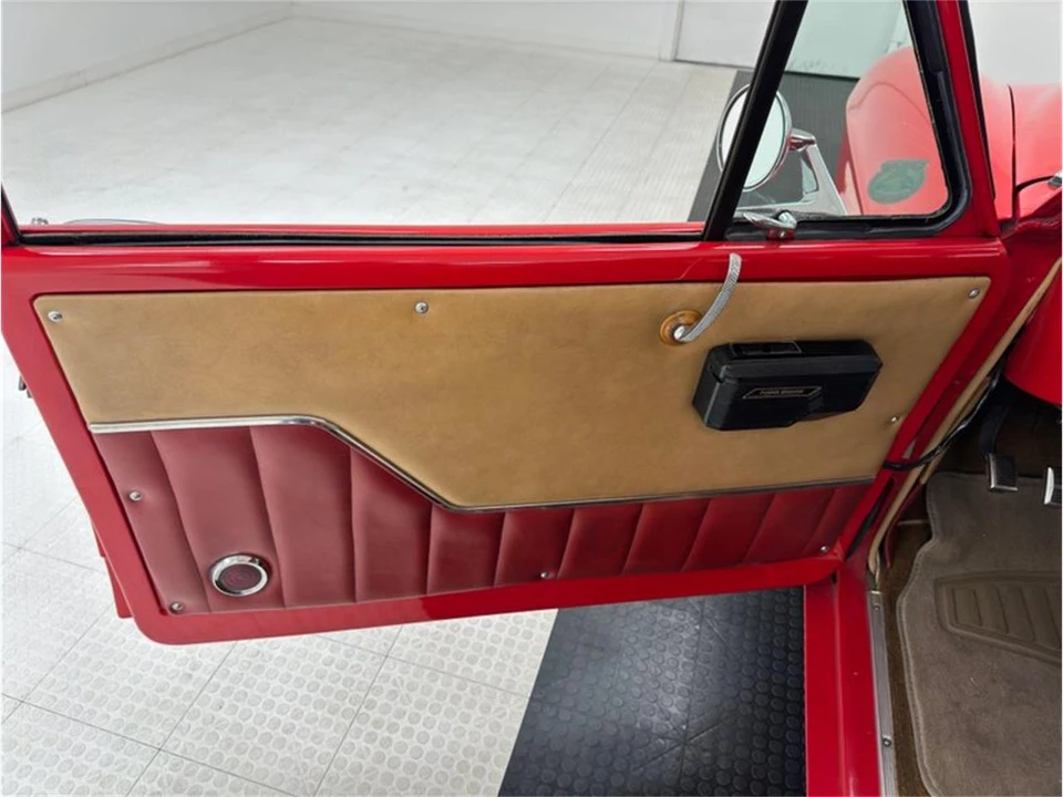 1951 Kaiser - Image 30 of 31