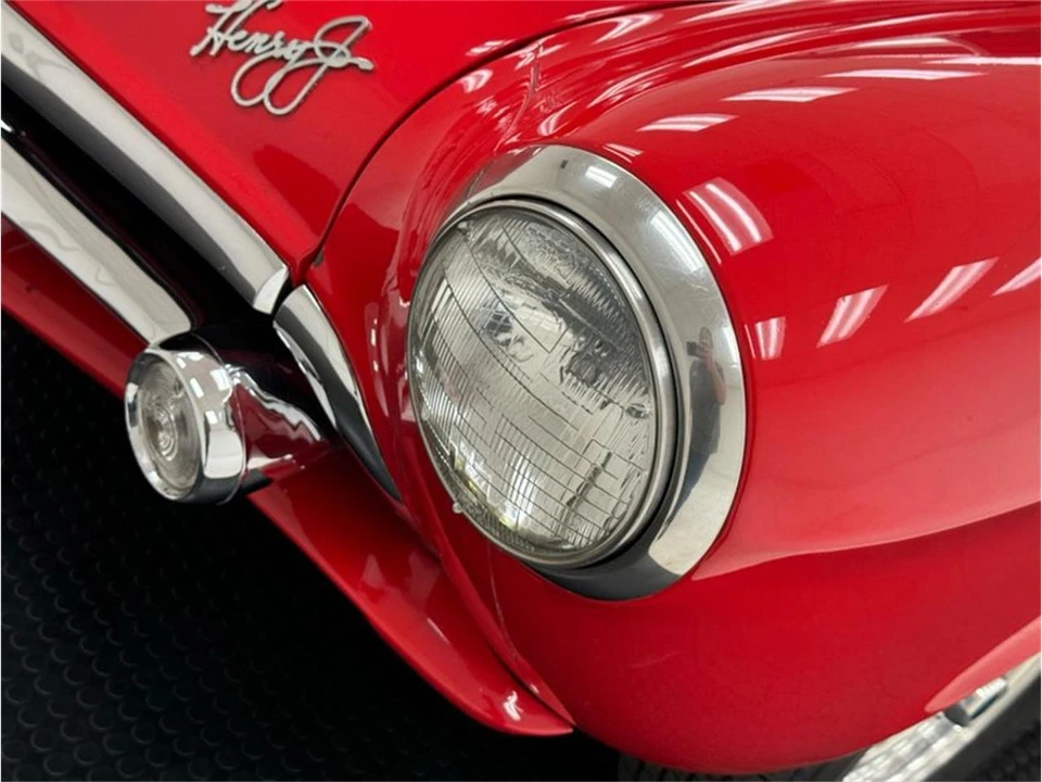 1951 Kaiser - Image 10 of 31