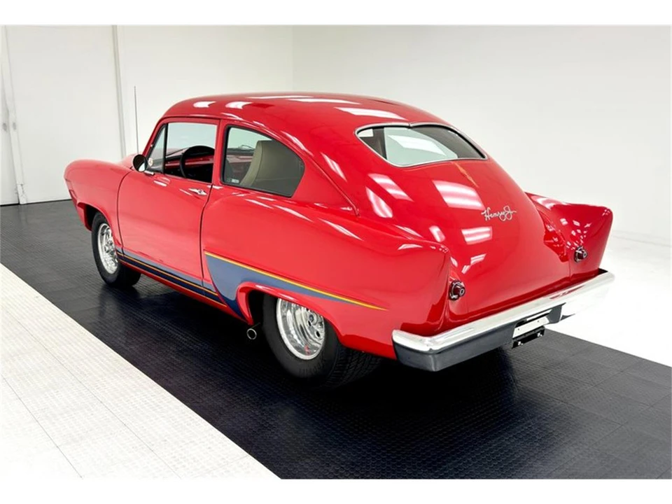 1951 Kaiser - Image 3 of 31