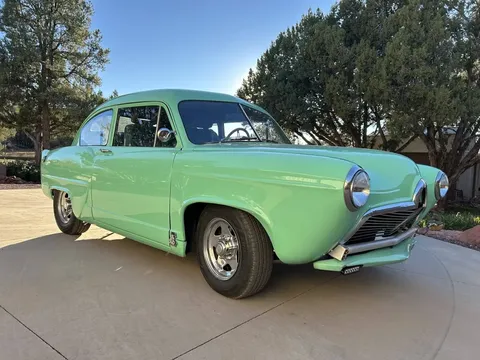 1951 Kaiser Henry J Resto-Mod