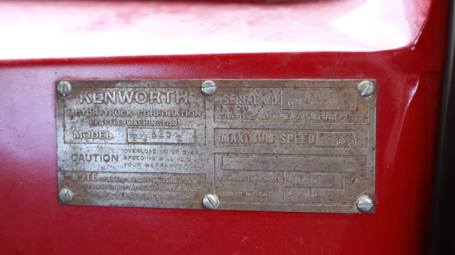 1951 Kenworth - Image 10 of 10