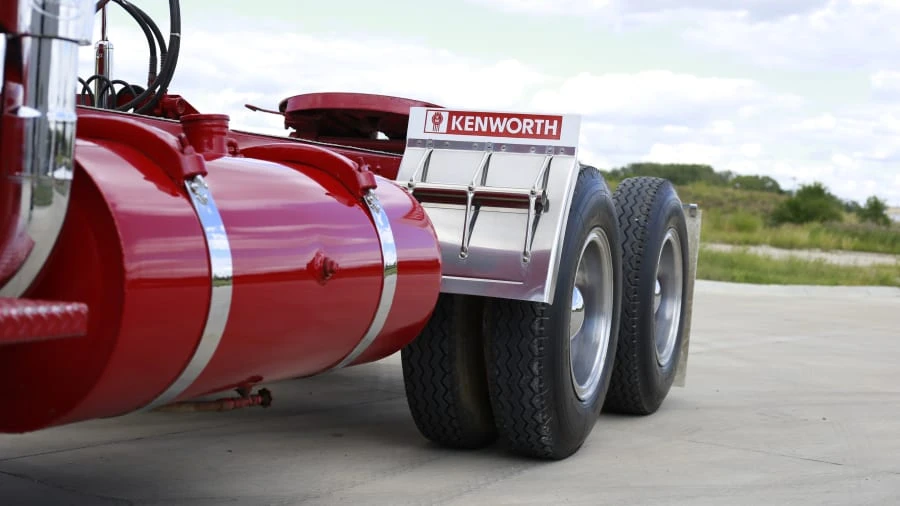 1951 Kenworth - Image 4 of 10