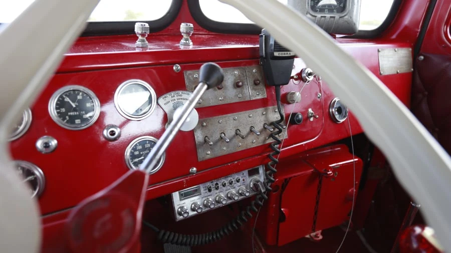1951 Kenworth - Image 9 of 10