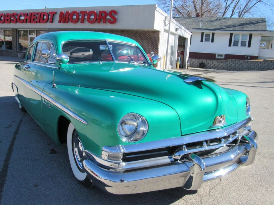 1951 Lincoln Continental - Image 13 of 21