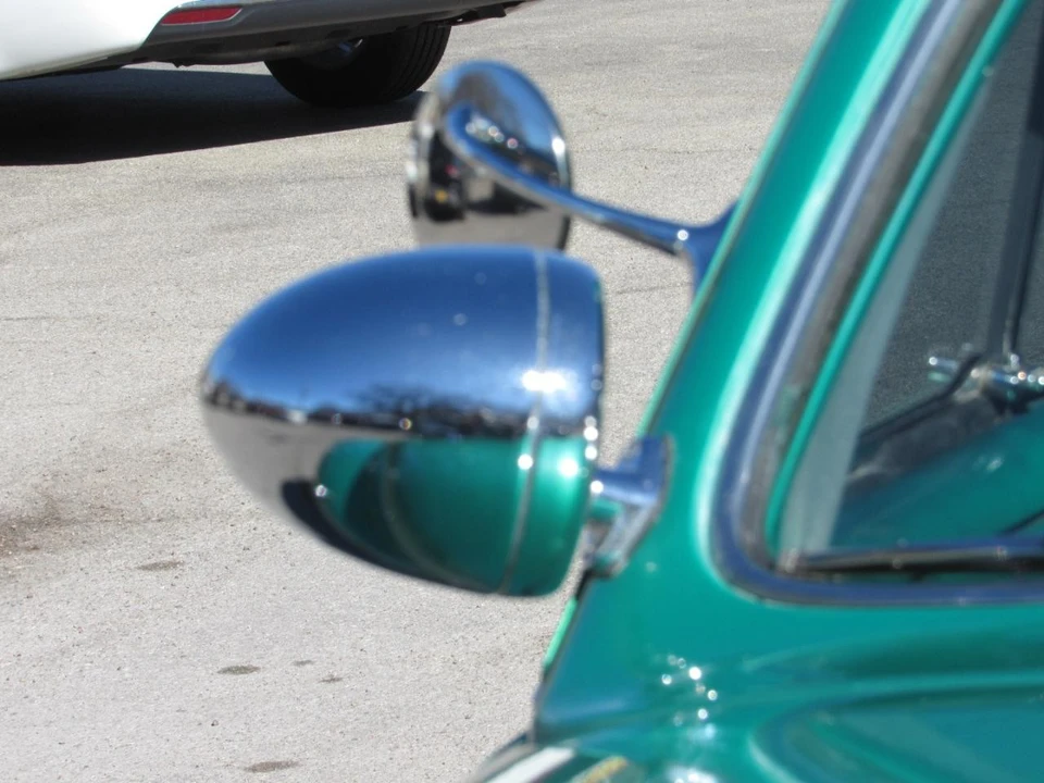 1951 Lincoln Continental - Image 17 of 21