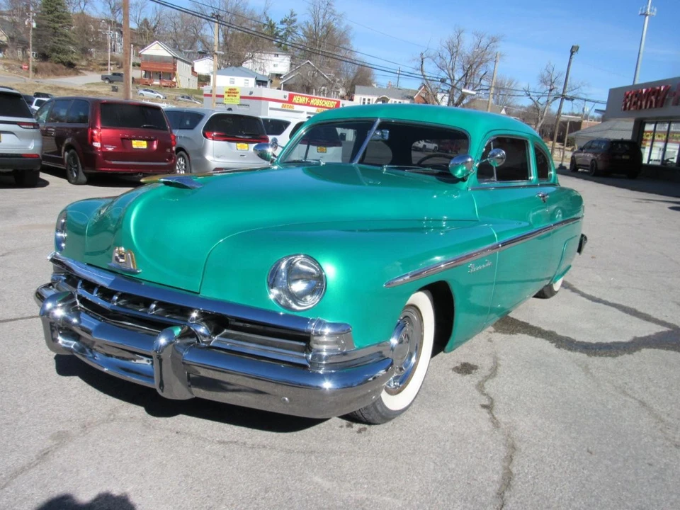 1951 Lincoln Continental - Image 12 of 21