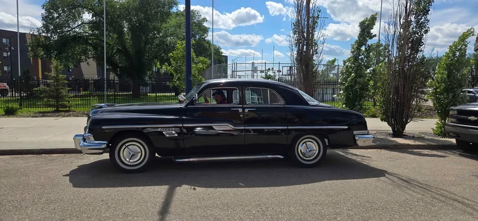 1951 Lincoln Continental - Image 2 of 14