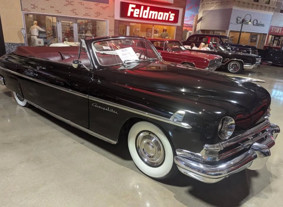 1951 Lincoln Cosmopolitan - Image 8 of 13
