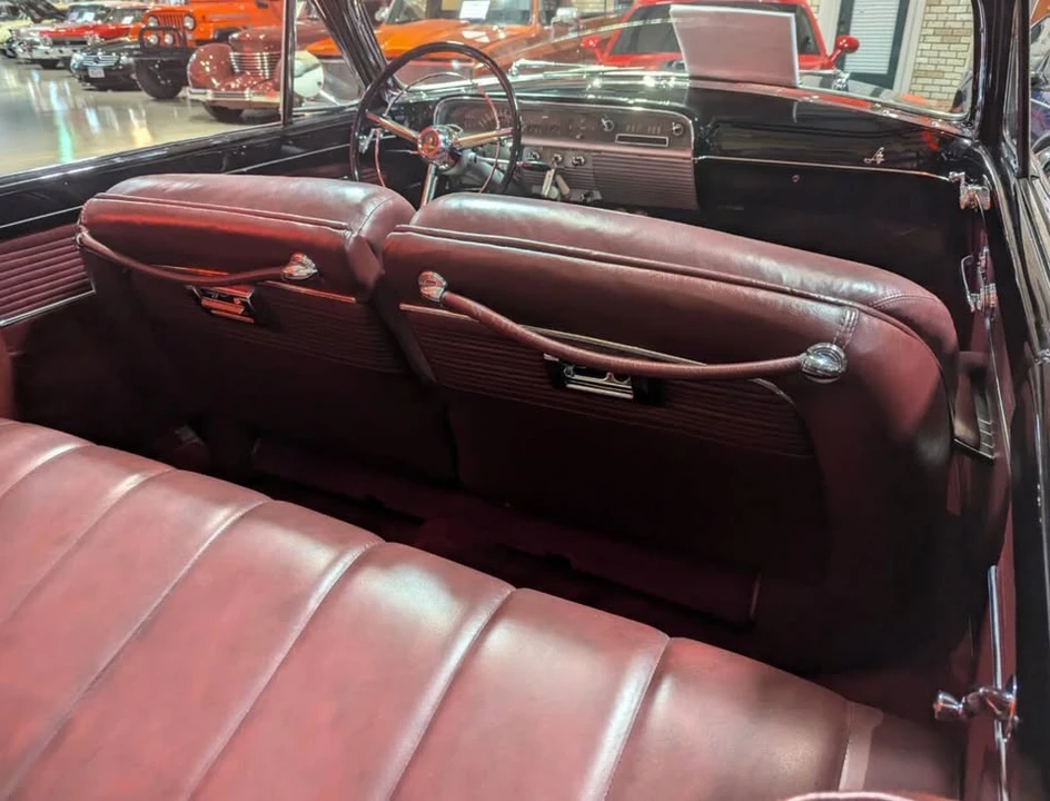 1951 Lincoln Cosmopolitan - Image 9 of 13