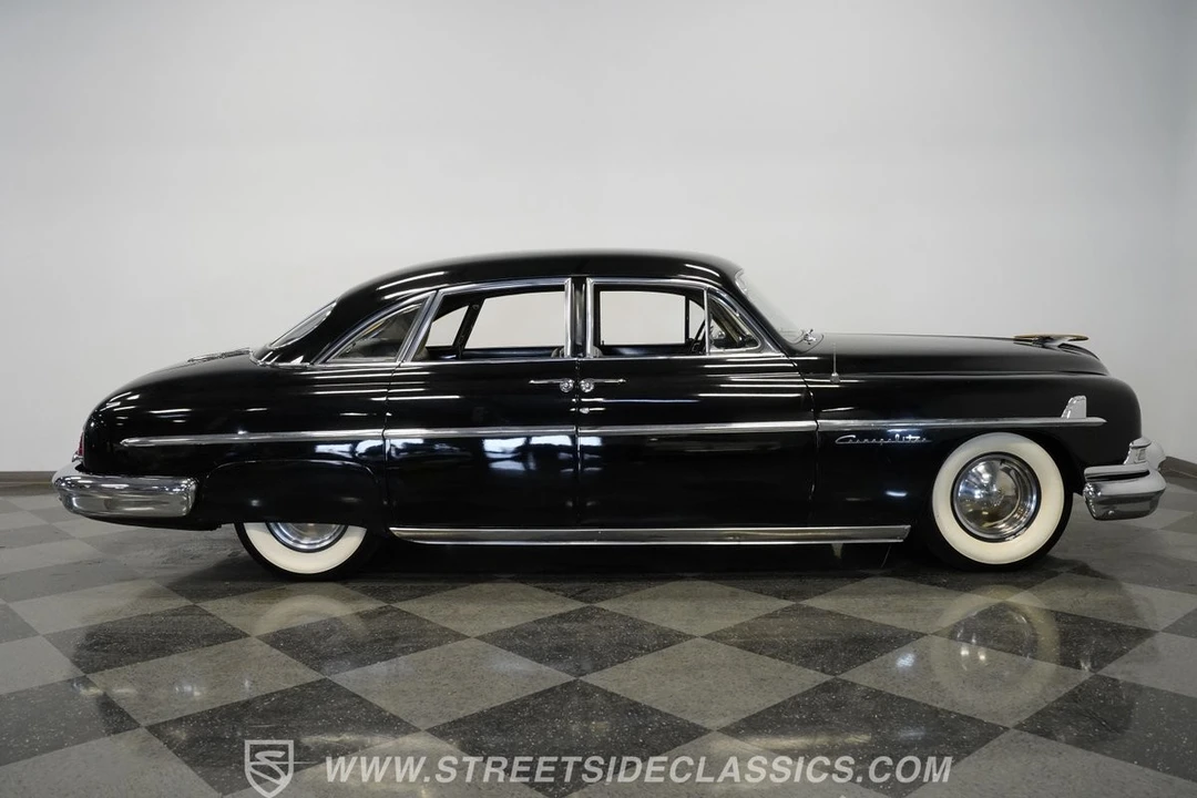 1951 Lincoln Cosmopolitan - Image 3 of 12