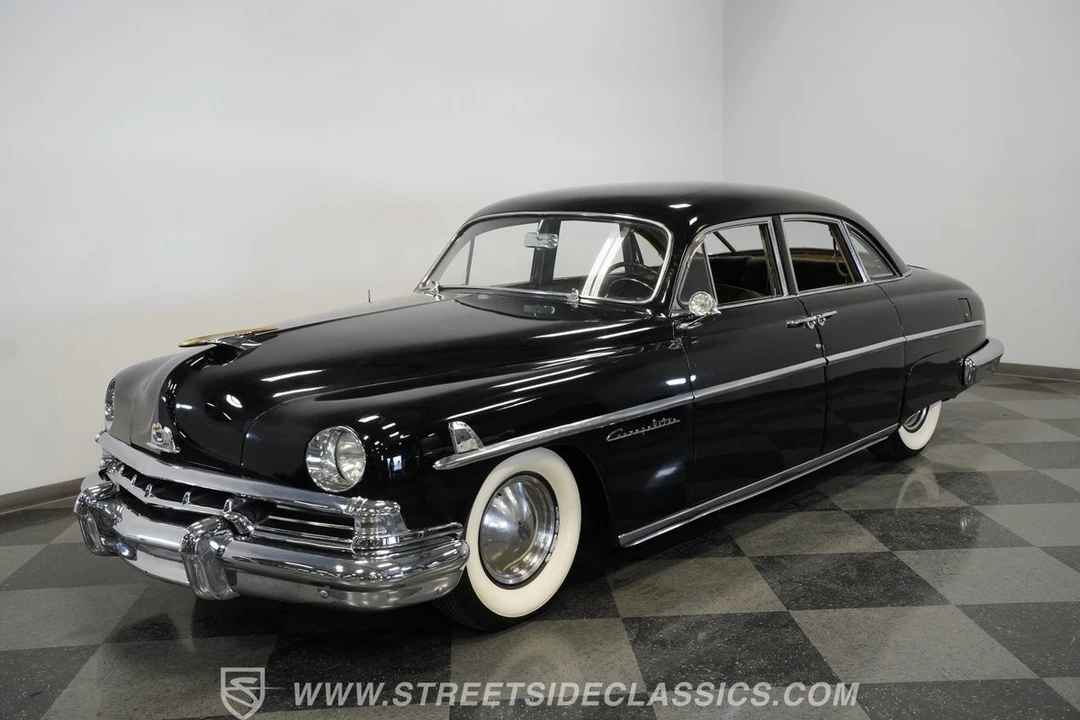 1951 Lincoln Cosmopolitan - Image 6 of 12