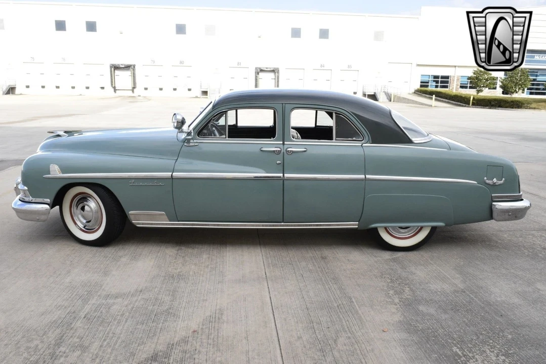 1951 Lincoln Cosmopolitan - Image 3 of 12