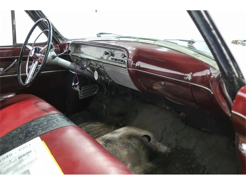 1951 Lincoln Cosmopolitan - Image 16 of 23