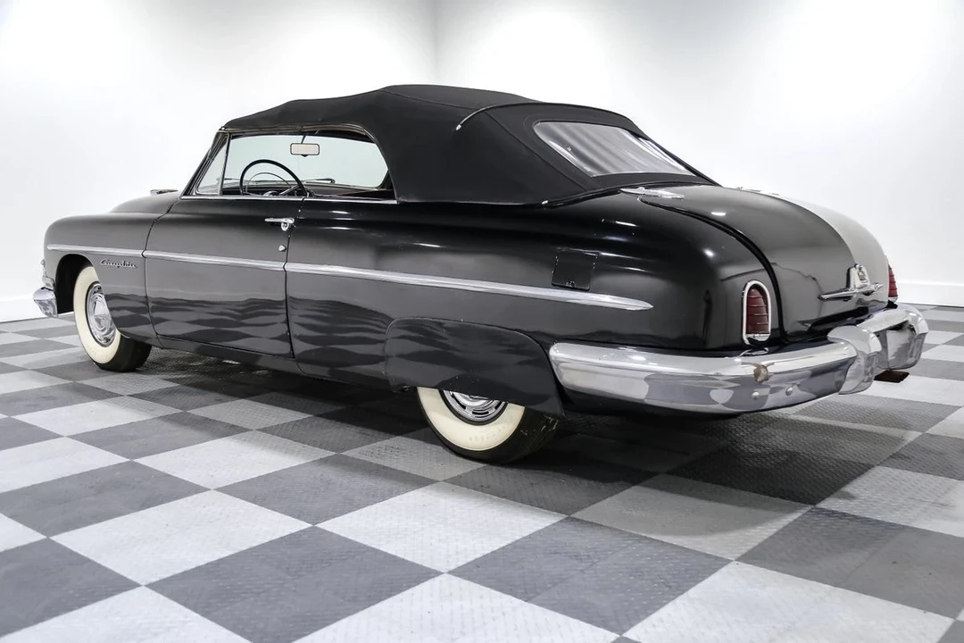 1951 Lincoln Cosmopolitan - Image 5 of 21