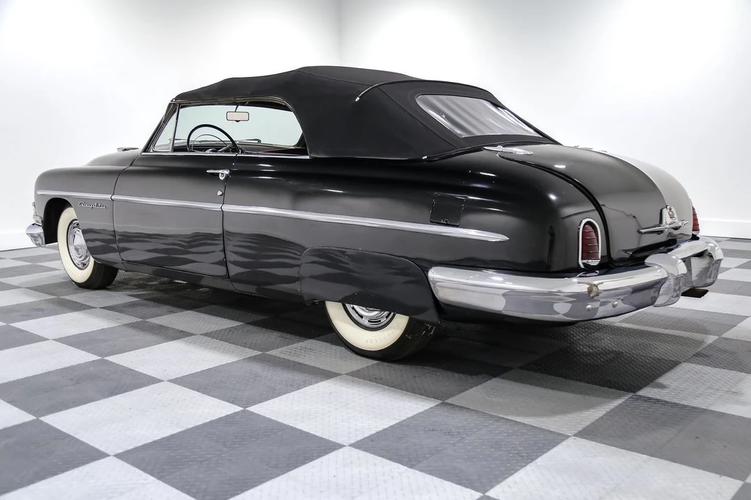 1951 Lincoln Cosmopolitan - Image 5 of 23