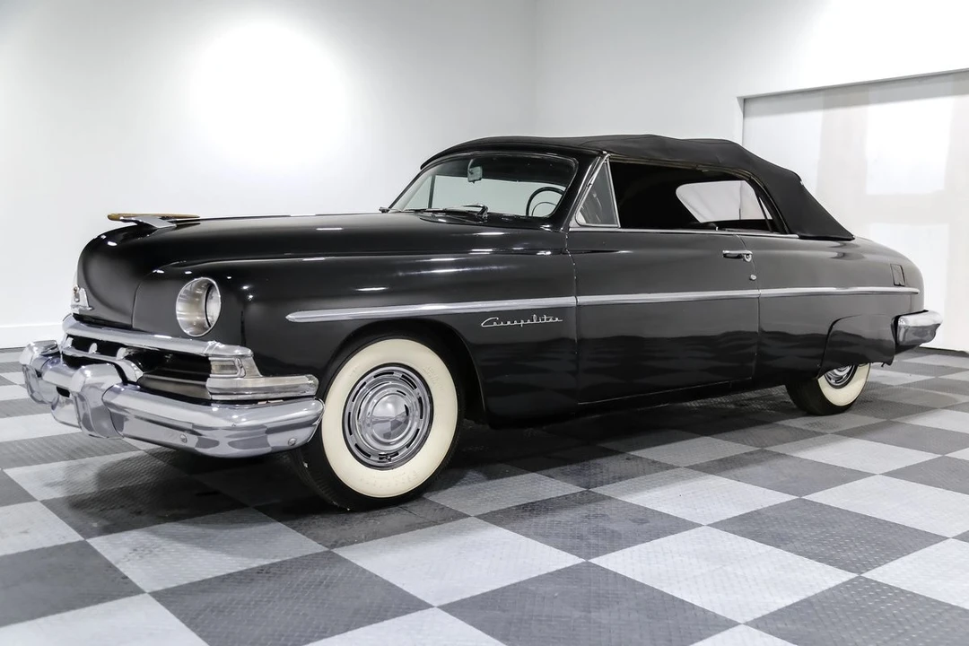 1951 Lincoln Cosmopolitan - Image 3 of 23