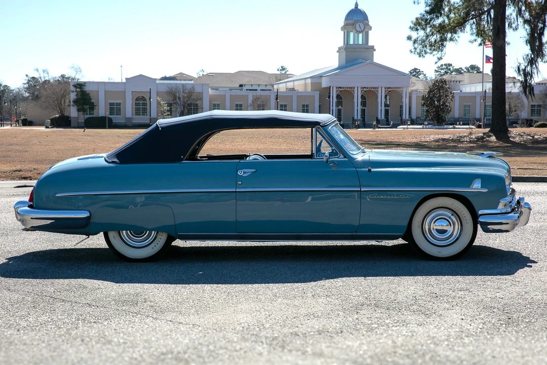 1951 Lincoln Cosmopolitan - Image 18 of 31
