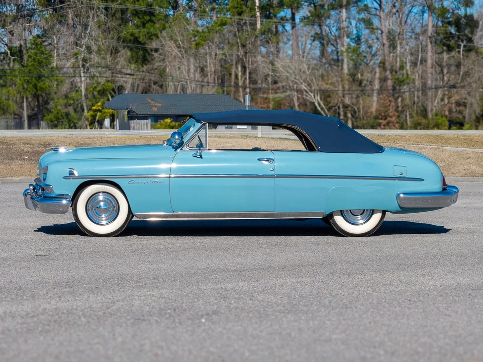 1951 Lincoln Cosmopolitan - Image 7 of 31