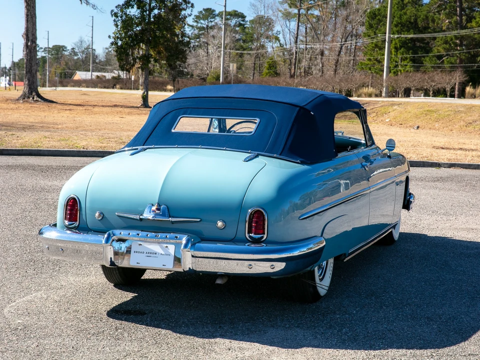 1951 Lincoln Cosmopolitan - Image 14 of 31