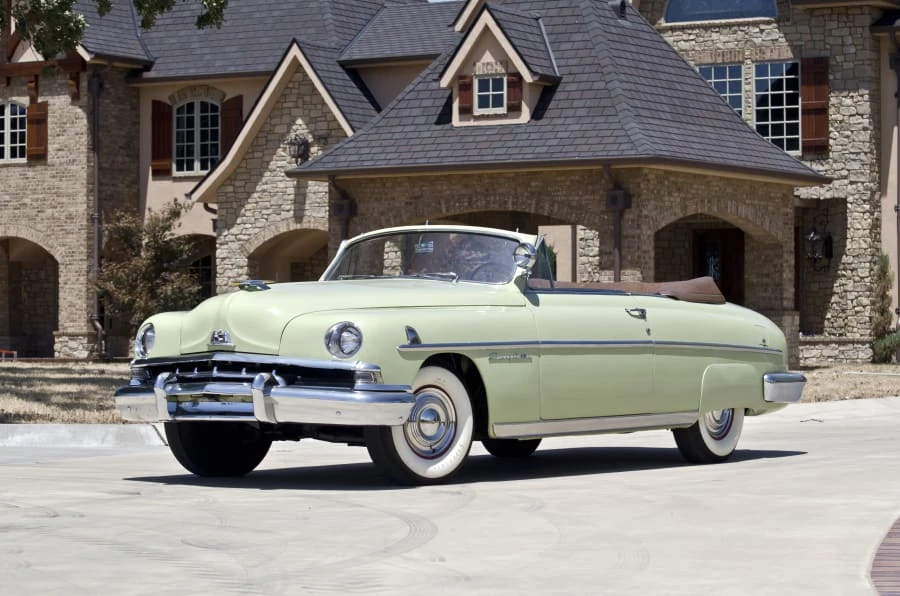 1951 Lincoln Cosmopolitan - Image 10 of 12