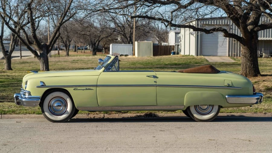 1951 Lincoln Cosmopolitan - Image 2 of 13