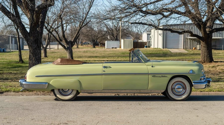 1951 Lincoln Cosmopolitan - Image 8 of 13