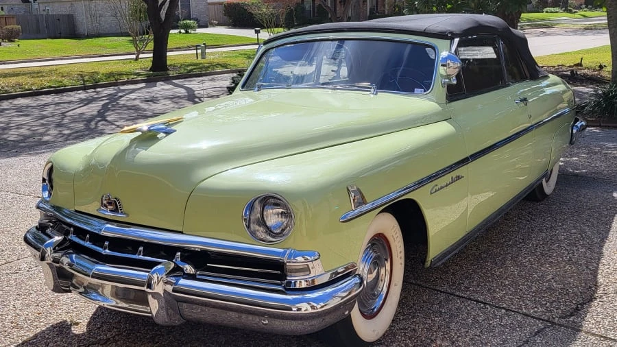 1951 Lincoln Cosmopolitan - Image 11 of 26