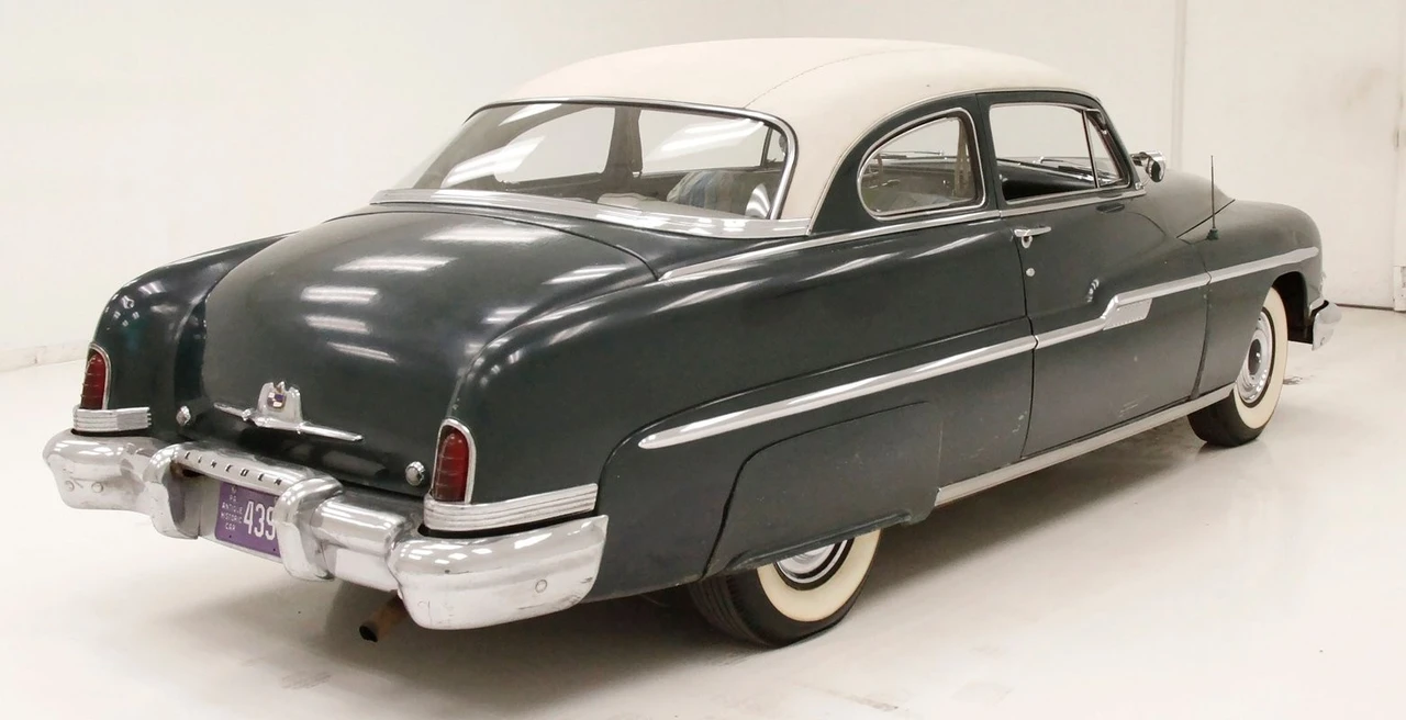 1951 Lincoln Cosmopolitan - Image 4 of 12