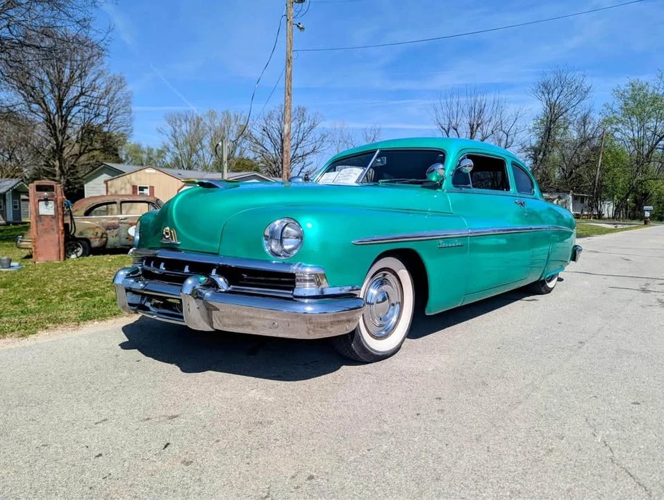 1951 Lincoln Cosmopolitan - Image 7 of 16