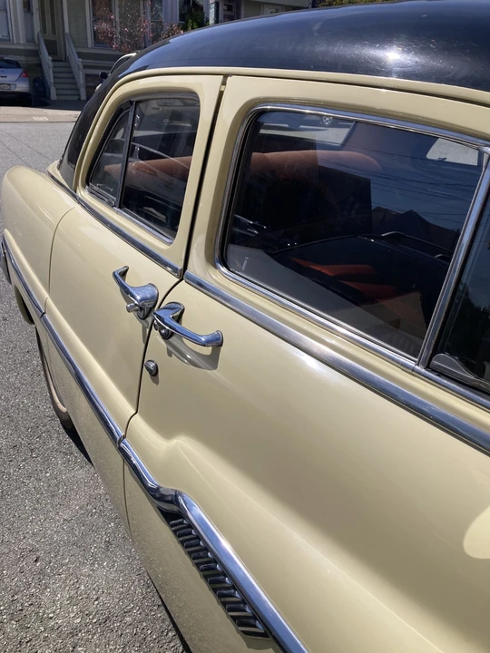 1951 Lincoln Cosmopolitan - Image 2 of 27