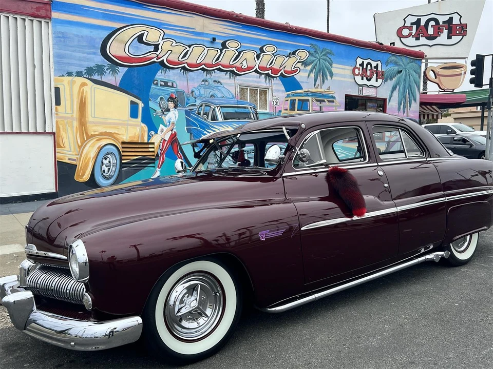 1951 Mercury Eight - Image 8 of 16