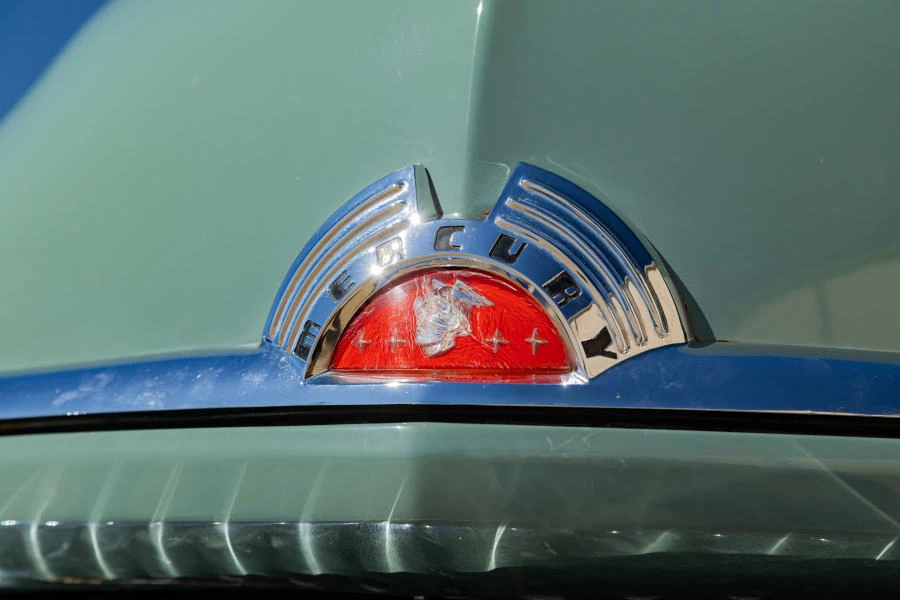1951 Mercury Eight - Image 10 of 31