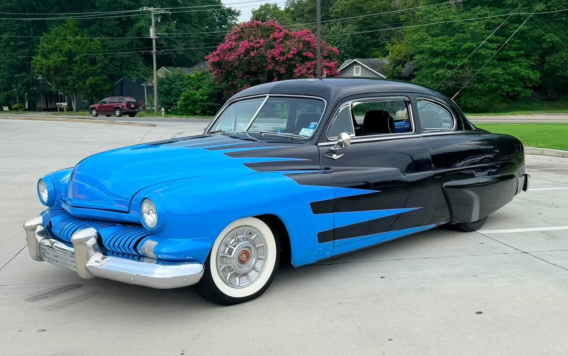 1951 Mercury Eight - Image 5 of 31