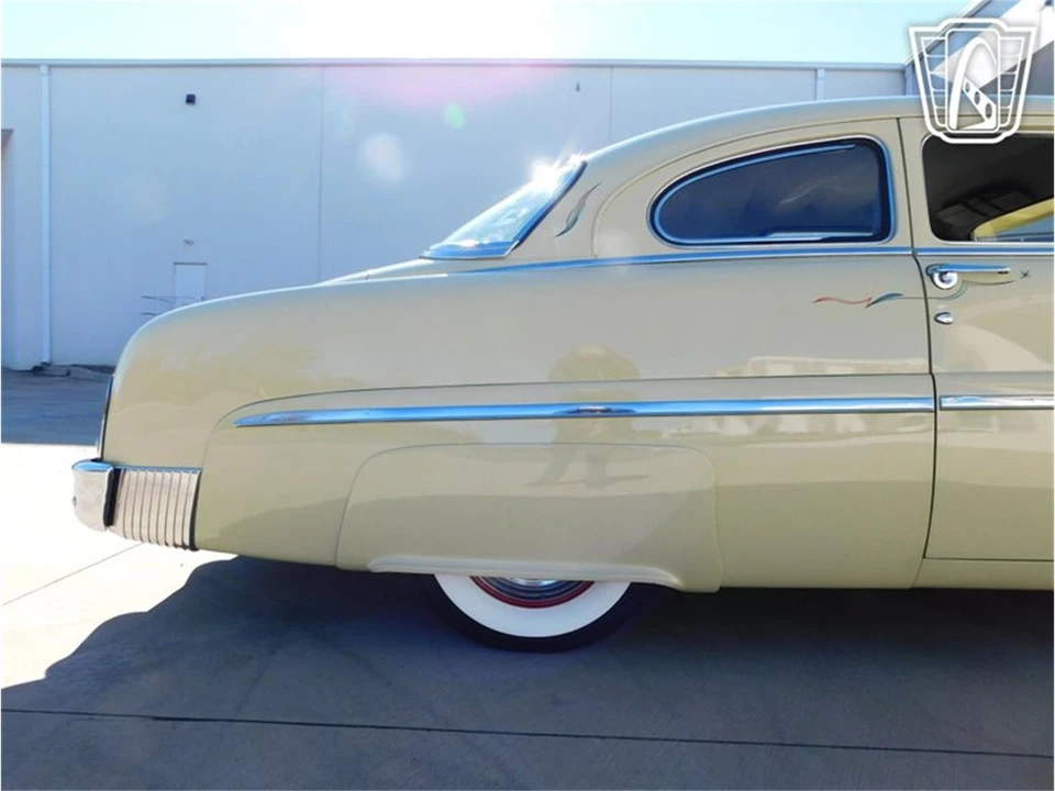 1951 Mercury Eight - Image 27 of 31