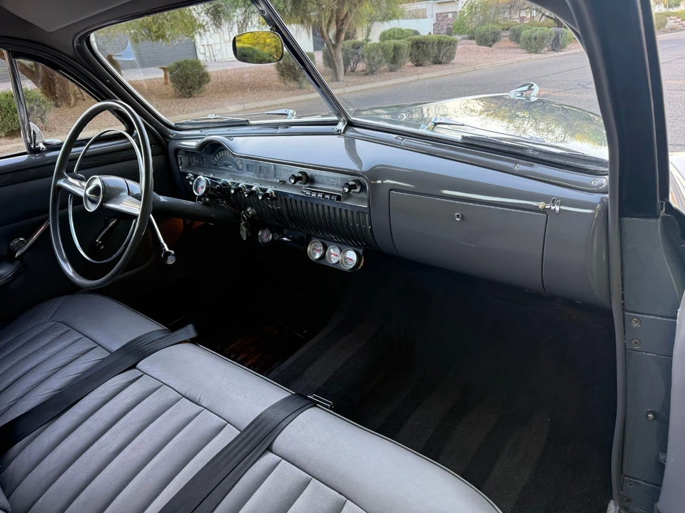 1951 Mercury Eight - Image 10 of 16