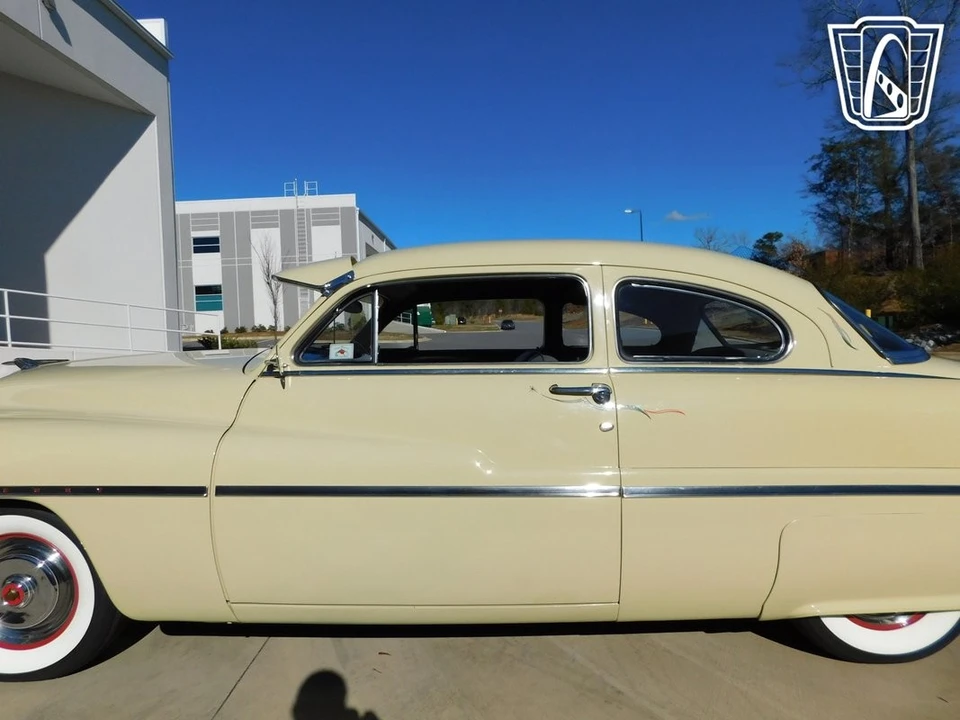 1951 Mercury Eight - Image 14 of 31