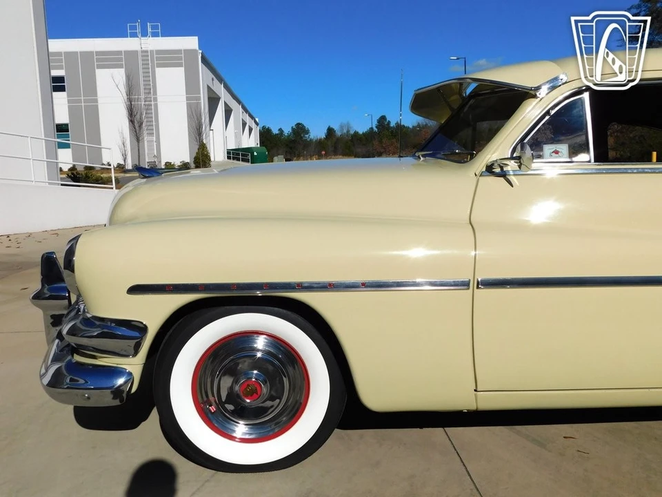 1951 Mercury Eight - Image 11 of 21