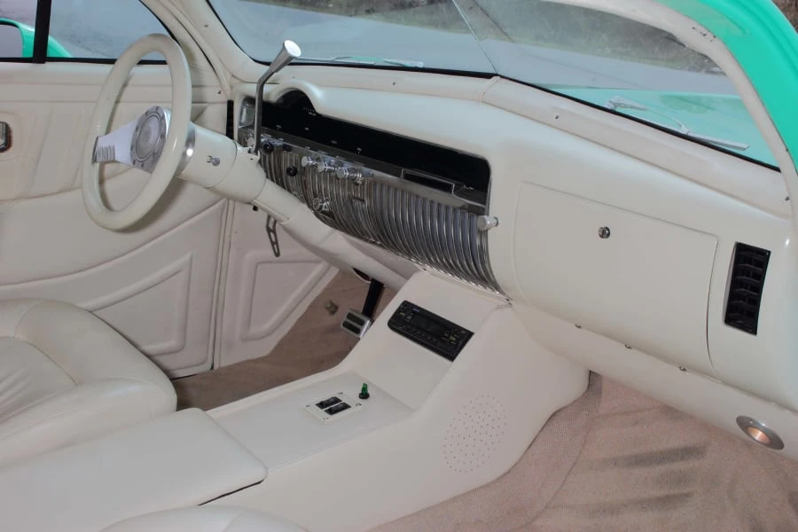 1951 Mercury Eight - Image 5 of 12