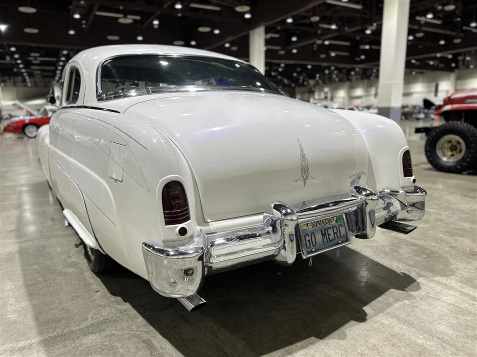 1951 Mercury Eight - Image 9 of 15