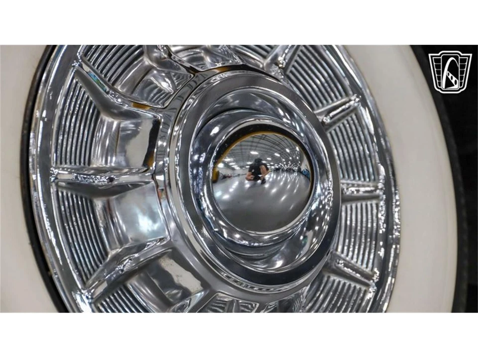 1951 Mercury Eight - Image 18 of 31