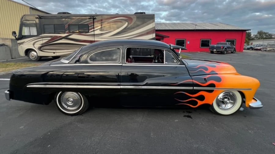 1951 Mercury Eight - Image 9 of 20