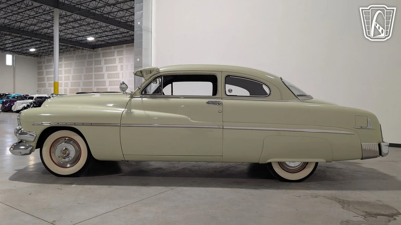 1951 Mercury Eight - Image 7 of 12