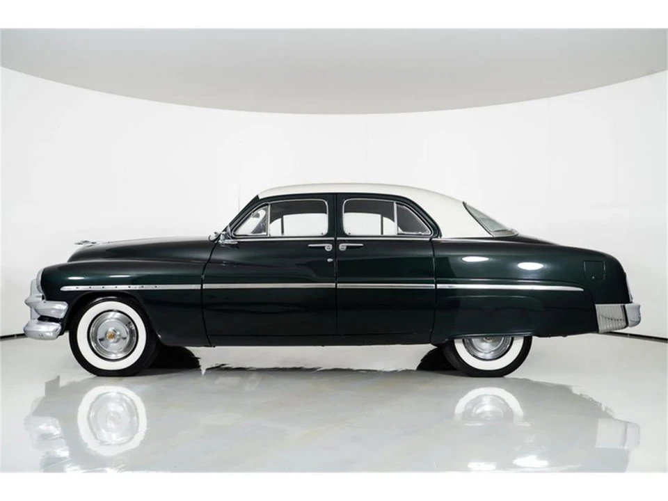 1951 Mercury Eight - Image 5 of 31