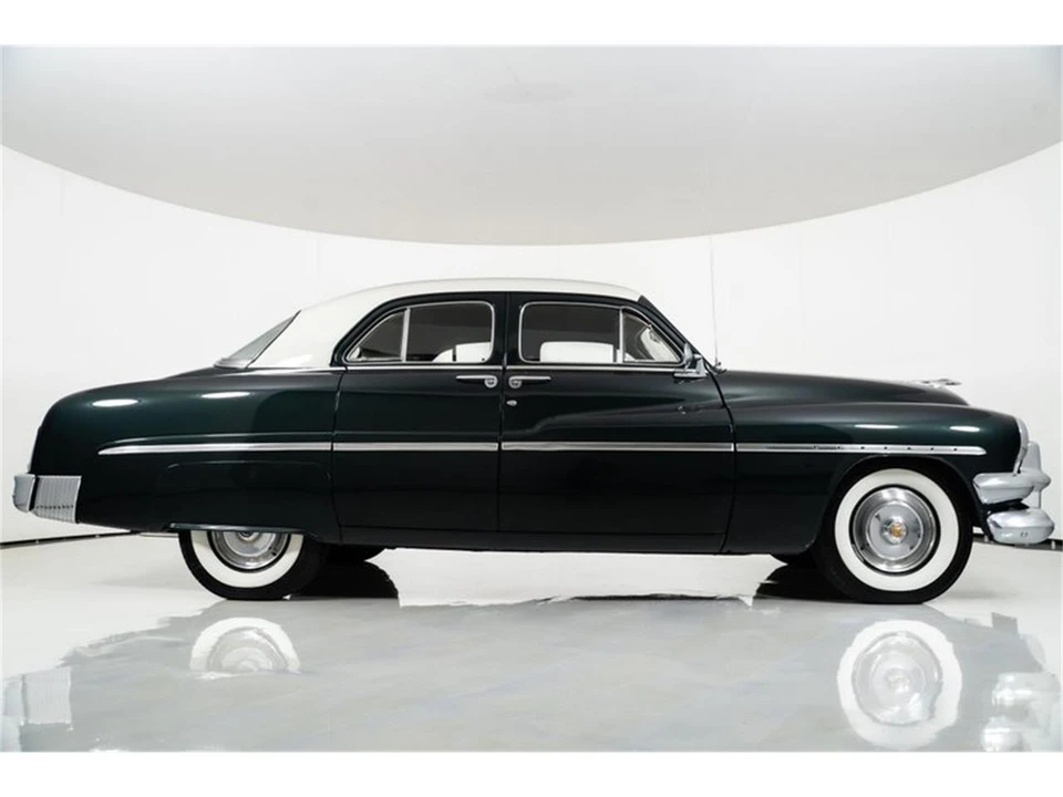 1951 Mercury Eight - Image 11 of 31