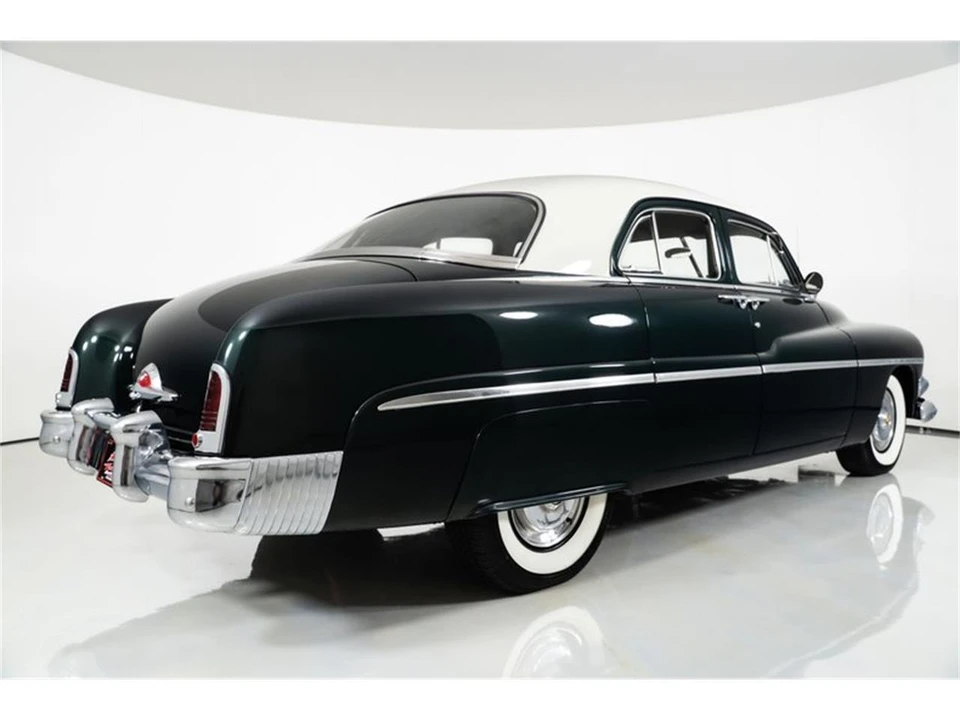 1951 Mercury Eight - Image 10 of 31