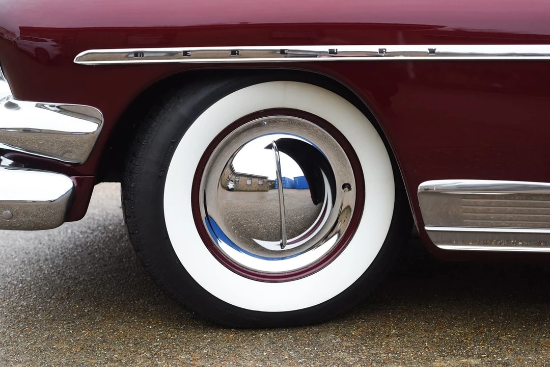 1951 Mercury Eight - Image 22 of 30