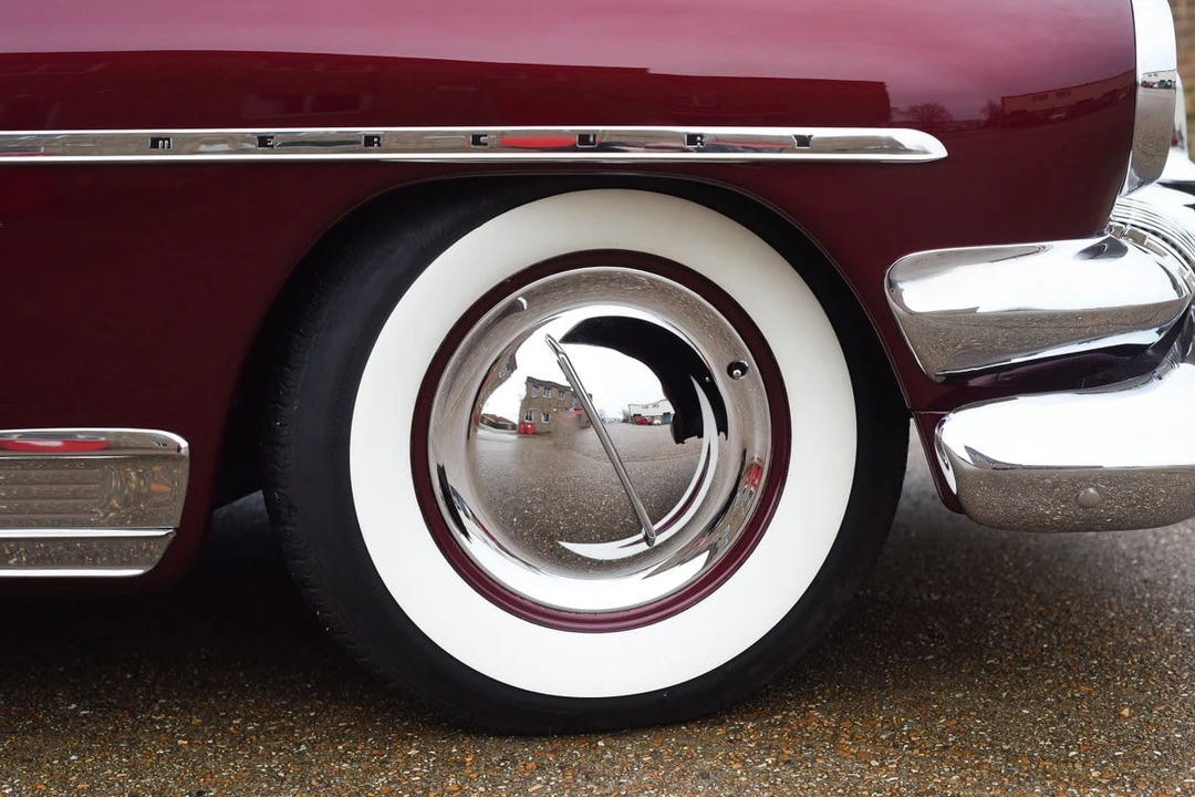 1951 Mercury Eight - Image 24 of 30