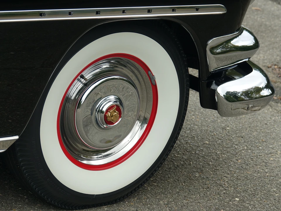 1951 Mercury Eight - Image 28 of 31